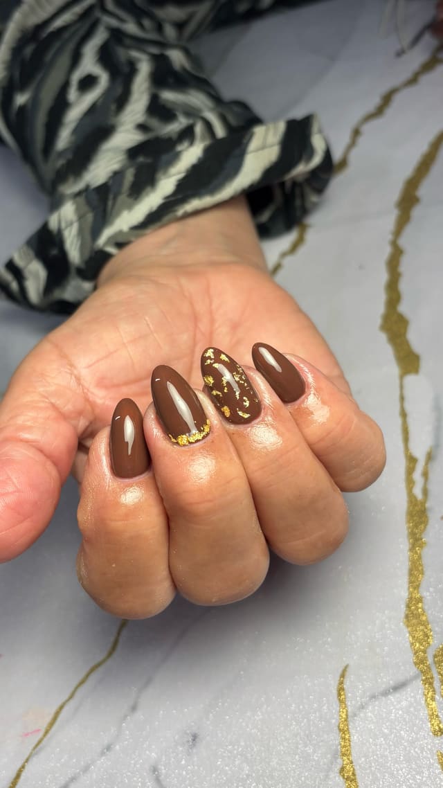 Nail art d'automne cuivré par Andysun Beauty