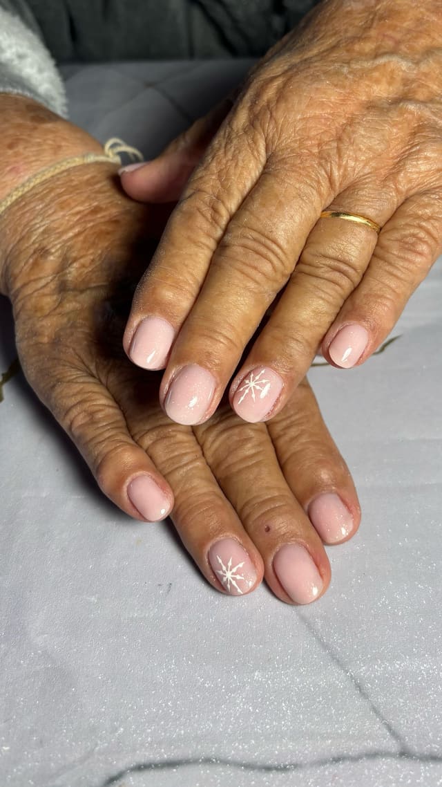 Nail art d'hiver scintillant par Andysun Beauty