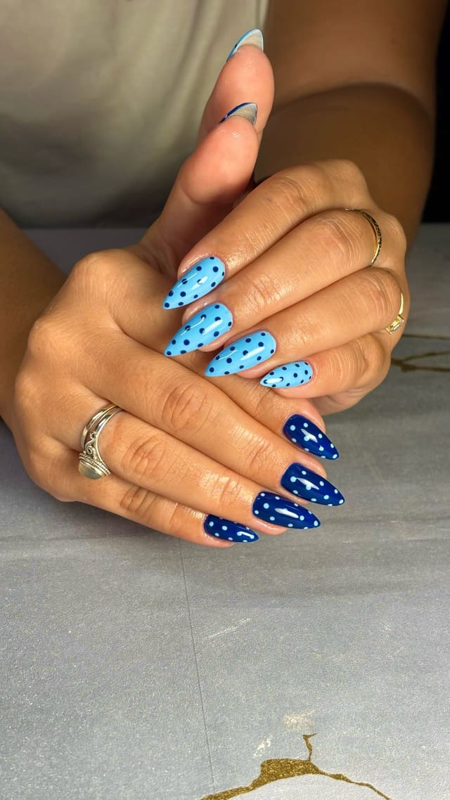 Nail art de printemps fleuri par Andysun Beauty